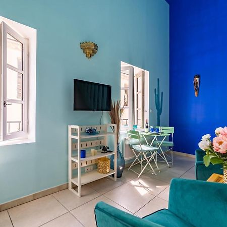 Le Reve Bleu Majorelle - Duplex Sur Les Toits - Une Nuit A Nîmes Exterior foto